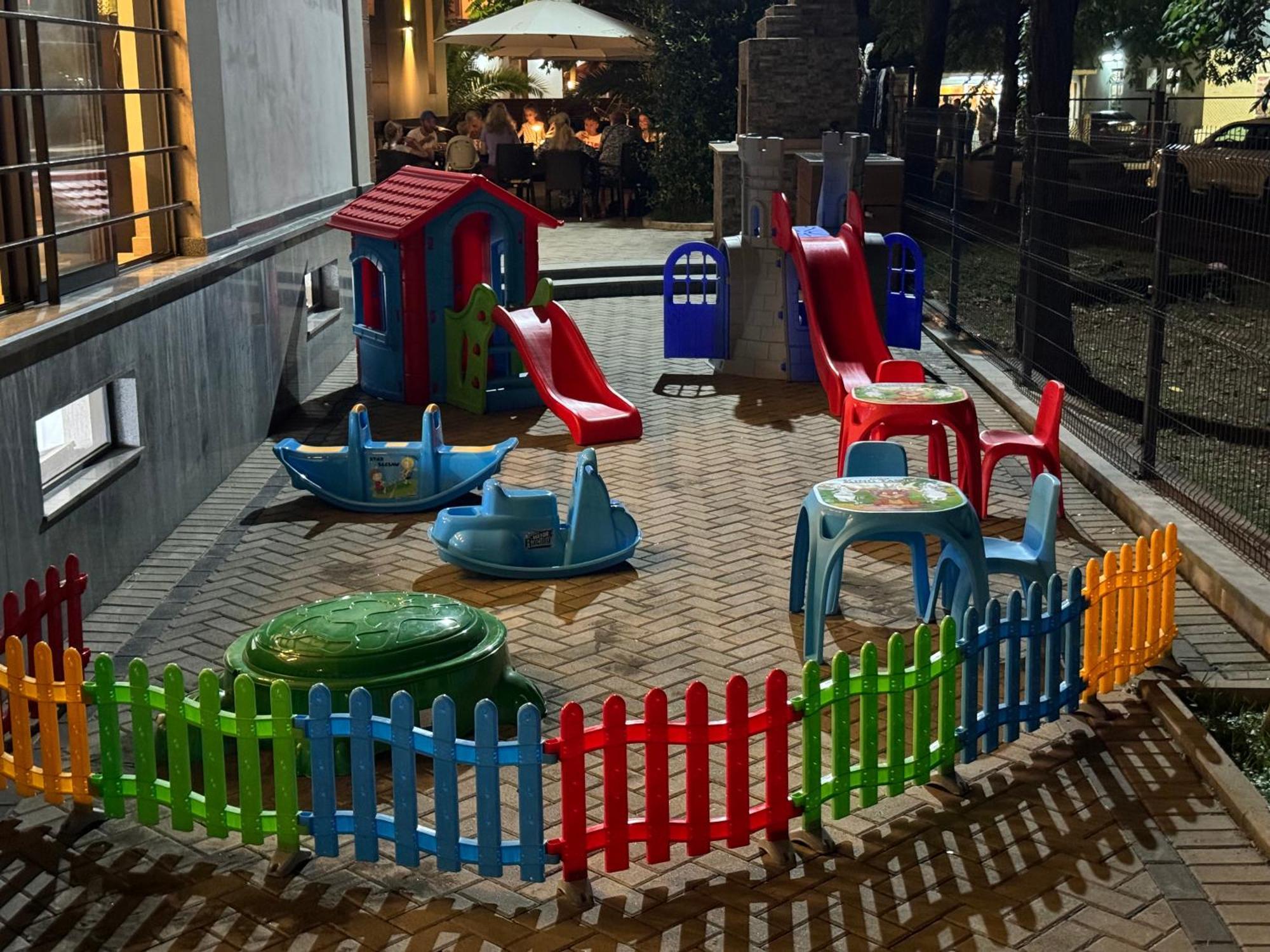 Ritsa Resort Ureki Zewnętrze zdjęcie